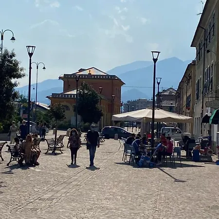 La Casa Comoda 1 Lägenhet Genua